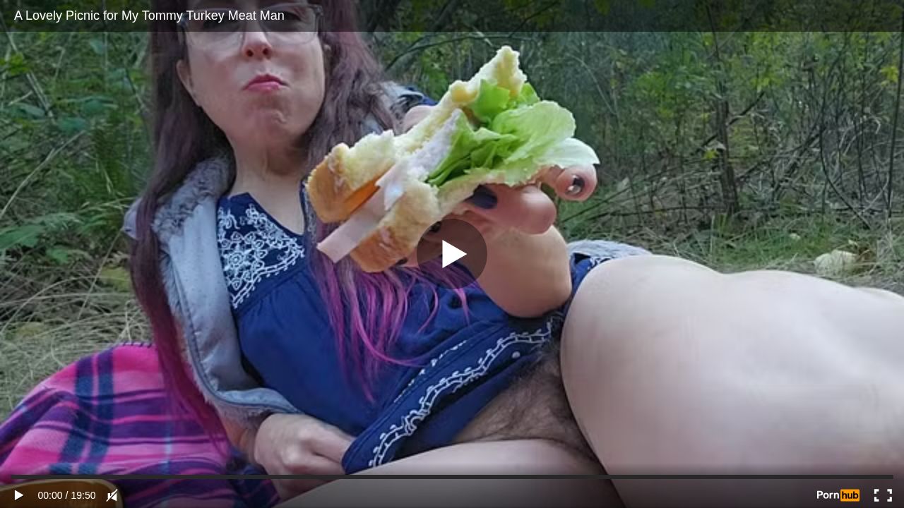 A Lovely Picnic for My Tommy Turkey Meat Man