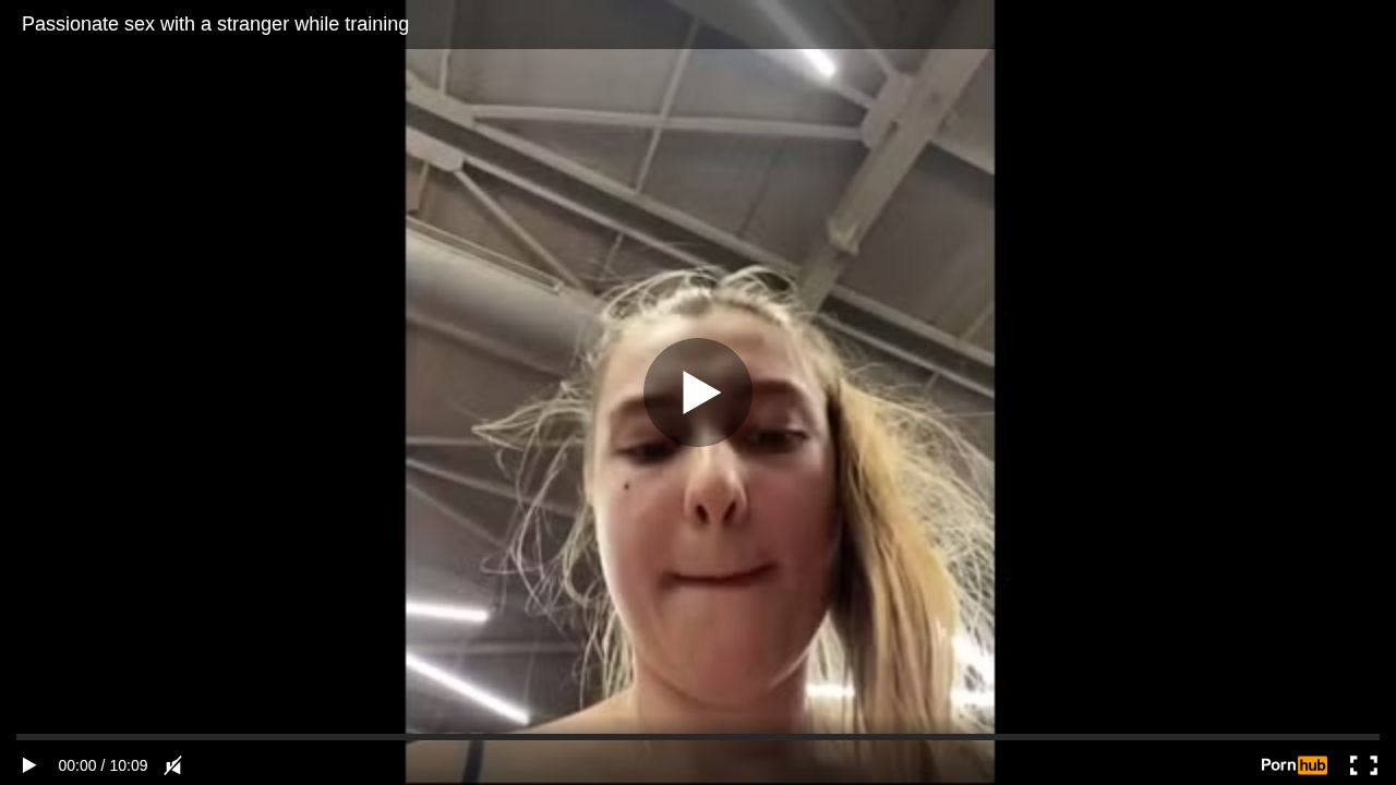 Passionate sex with a stranger while training
