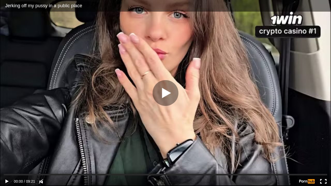 Jerking off my pussy in a public place